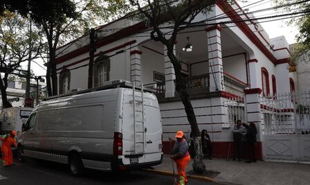 Morena confirma compra de casa de transición en la Roma