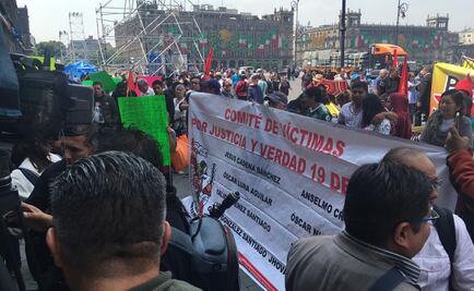 CNTE llega a Palacio Nacional para entregar documento a AMLO