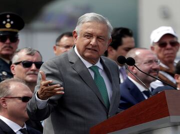 Mexican President announces new airport construction to start next week