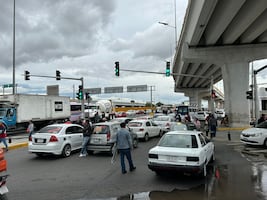 Mega bloqueo de transportistas en Edomex; cierres viales y alternativas hacia la CDMX este 13 de enero