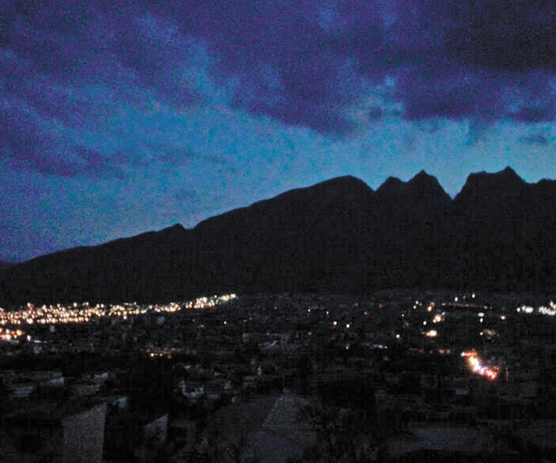 El pasado 28 de diciembre un apagón afectó a más de 10.3 millones de personas en 12 estados de la República. El Presidente aseguró entonces que este hecho no se volvería a repetir. Foto: ARCHIVO EL UNIVERSAL