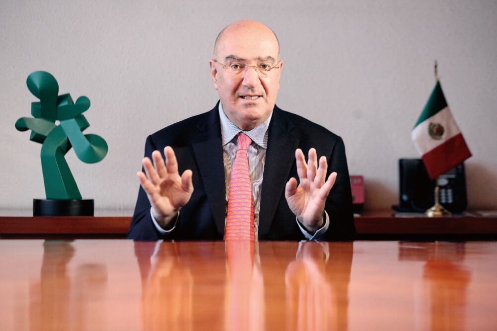 Vimos que la ópera iba a molestar a mexicanos: Juan José Guerra