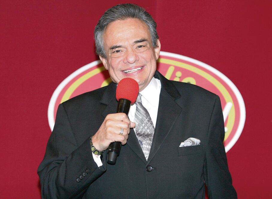 El cantante ha visitado el foro de la bioserie (ARCHIVO EL UNIVERSAL)