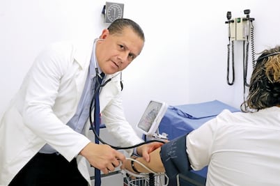 “Prefiero la medicina que la política”