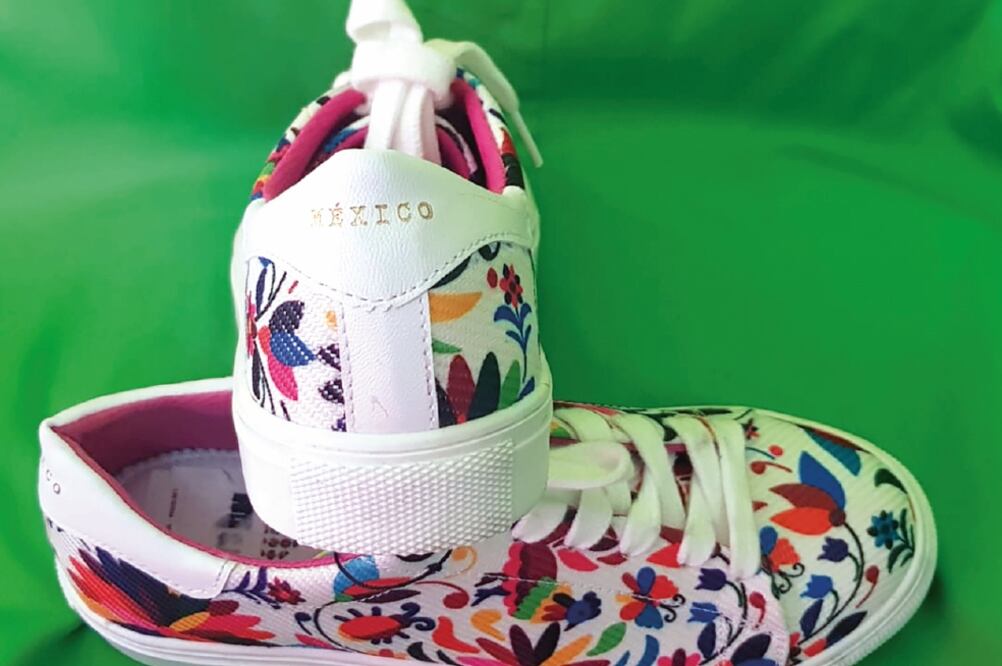 Los zapatos de la marca That’s It! no hacen referencia a la comunidad que produce los diseños en Hidalgo. (ESPECIAL)