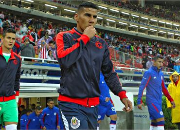 Carlos Salcido, a favor del proyecto 70-30 en Chivas
