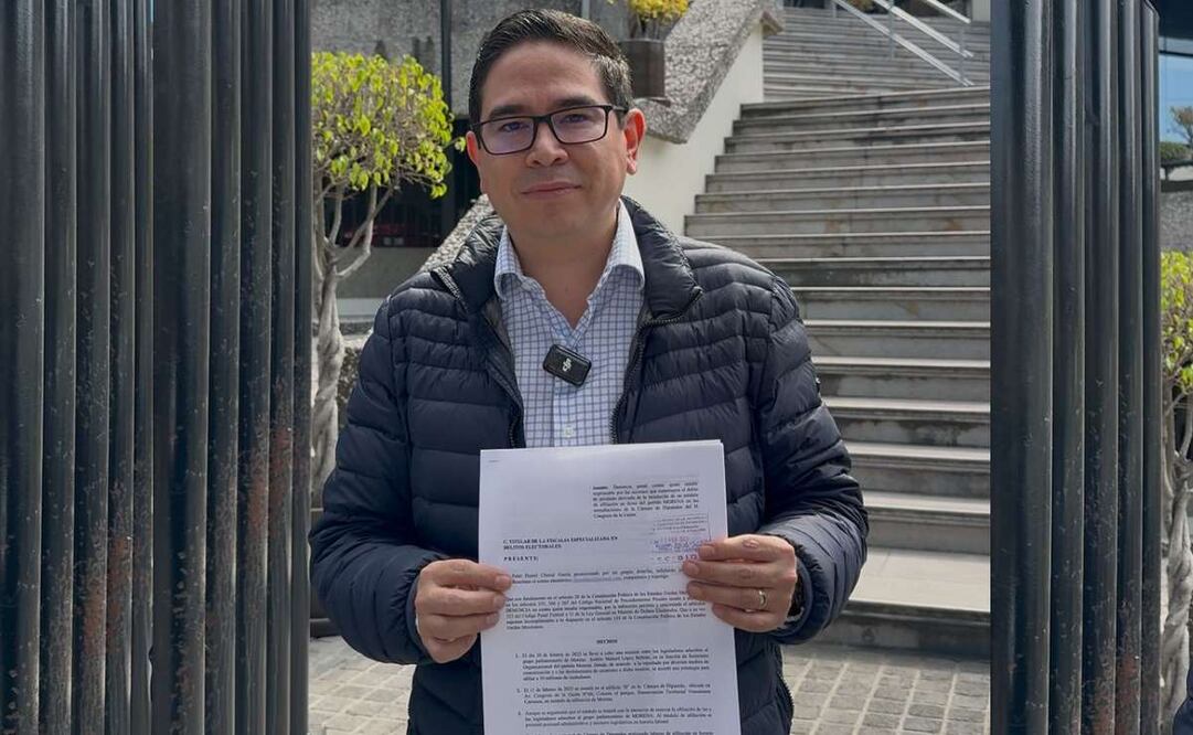 El diputado panista Daniel Chimal presentó una denuncia ante la Fiscalía Especializada en Materia de Delitos Electorales contra Morena. Foto: Especial