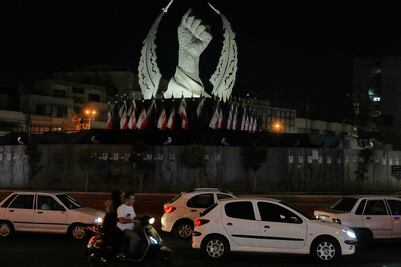 Muere en Irak militar de EU; fuerzas estadounidenses lanzan más bombardeos contra Irán