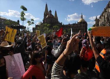 Three police officers arrested in connection with the Giovanni López case