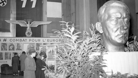 Cómo un busto de Hitler permaneció escondido 75 años en el sótano del Senado en Francia