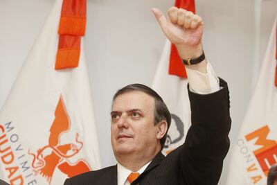 Registra INE a Ebrard como candidato suplente