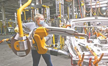 Tiene producción automotriz caída de 16% en 2020