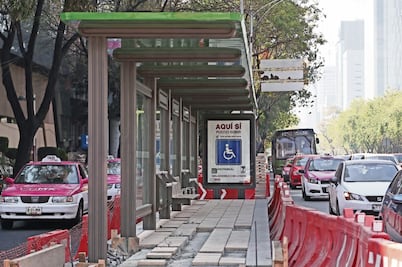 A marchas forzadas, parabuses de L7 del Metrobús