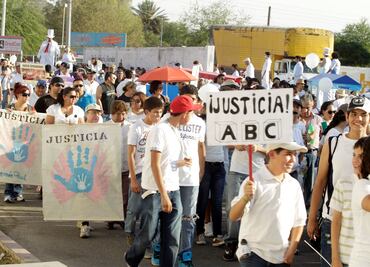 Padres de ABC piden grupo de expertos a la CIDH