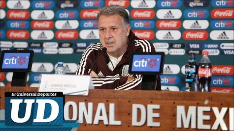 'Tata' Martino le manda contundente mensaje a 'Chicharito'