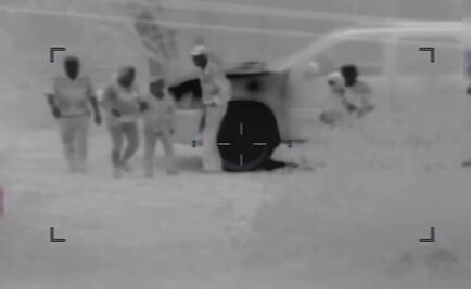 Captan a hombres armados ayudando a madre e hijo a cruzar frontera de EU