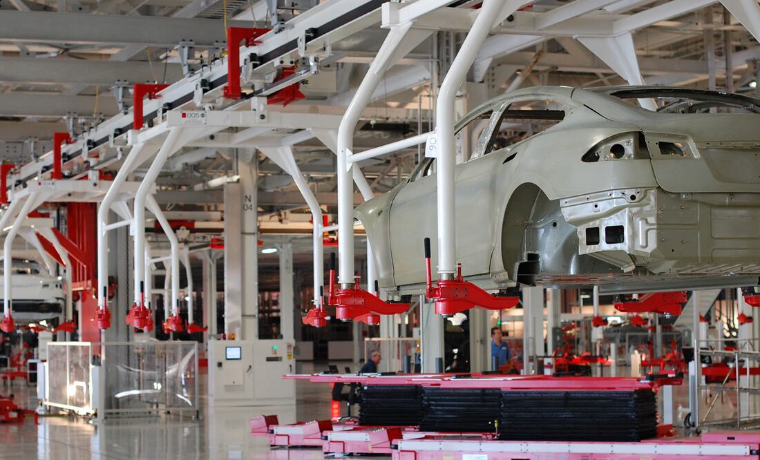 Tesla despide a empleado que intentó sabotear sus operaciones internamente