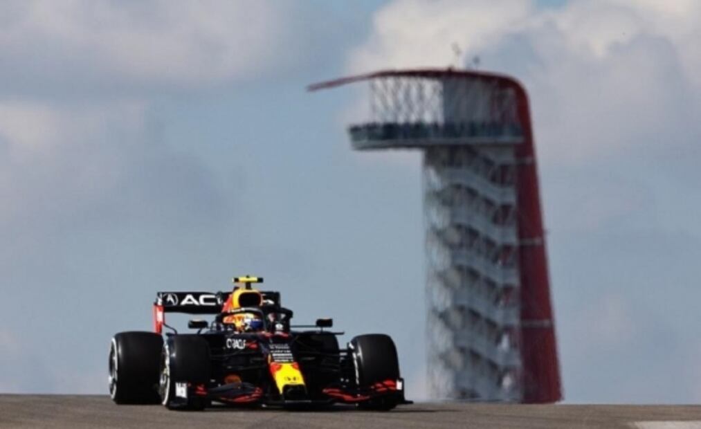 Checo Pérez tendrá coche nuevo para temporada 2022. Te decimos cuál será su nombre