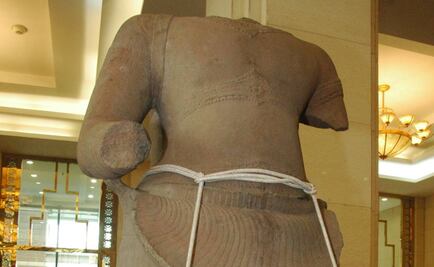 EU devuelve a Camboya estatua del siglo X