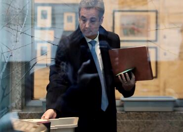 Michael Cohen, exabogado de Trump, ingresa a prisión; "¿cómo es que soy el único?", se pregunta