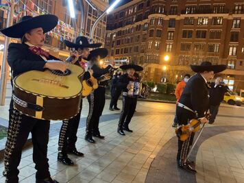 Las canciones de Chente resuenan en EU; le rinden tributo en Washington DC