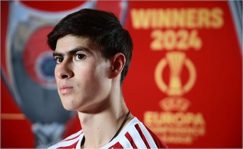 Olympiacos incluye a 'Hormiga' González en su plantilla para la Europa League