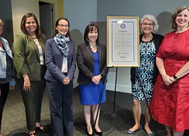 Universidad Loyola Marymount rinde homenaje a León-Portilla