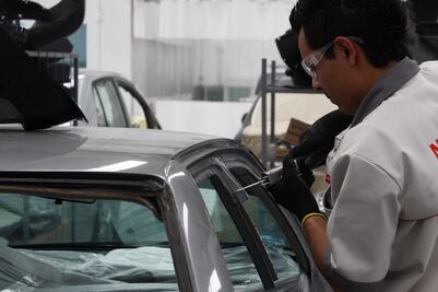 Venta de autos registra récord histórico en 2015