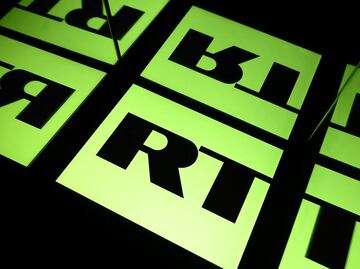 Nuevas sanciones para Rusia de la UE: prohibir sobrevuelo de aviones ruso en espacio aéreo europeo y emisiones de RT y Sputnik