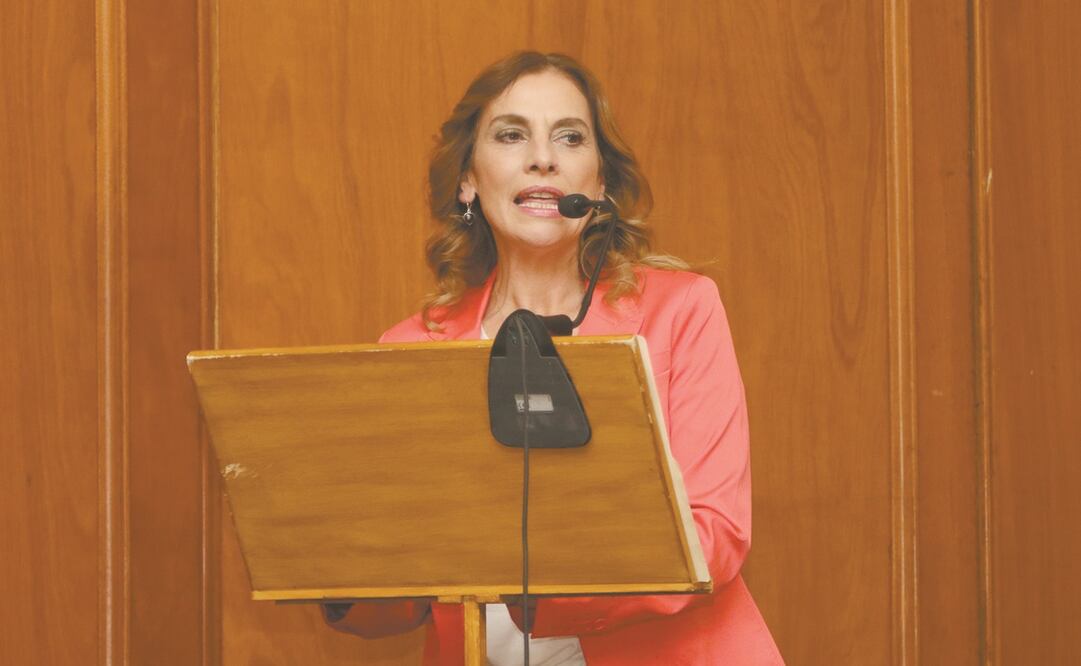 El Presidente expuso que su esposa Beatriz Gutiérrez Müller le administra sus ingresos para lo indispensable. Foto: Archivo/ EL UNIVERSAL.