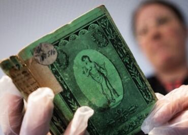 La razón por la que la Biblioteca Nacional de Francia puso en cuarentena a algunos de sus libros