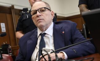 Harvey Weinstein se enfrentará a un nuevo juicio en abril; el productor enfrenta cargos por violación