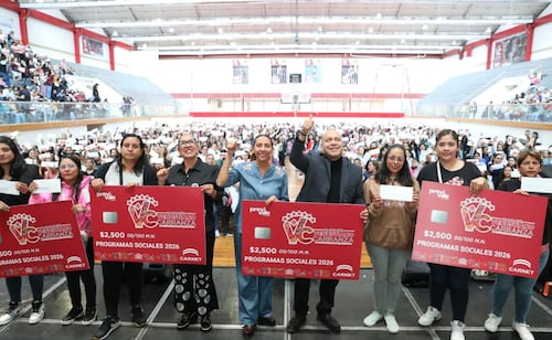 Alcaldía Venustiano Carranza fortalece su política social; entrega casi 10 mil apoyos