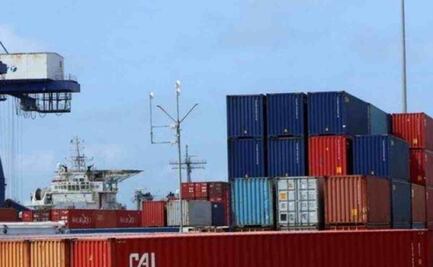 Reportan retraso en revisiones de contenedores de carga en puerto de Progreso, Yucatán