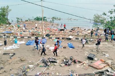 En Indonesia, terremoto y tsunami matan a decenas  