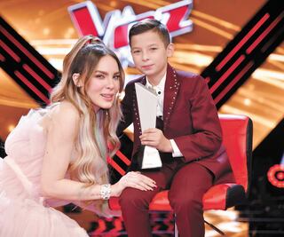 Randy Ortiz aprende de Belinda y pide consejos a Christian Nodal