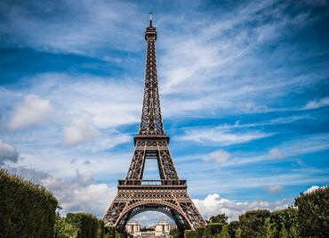 Torre Eiffel cierra por huelga
