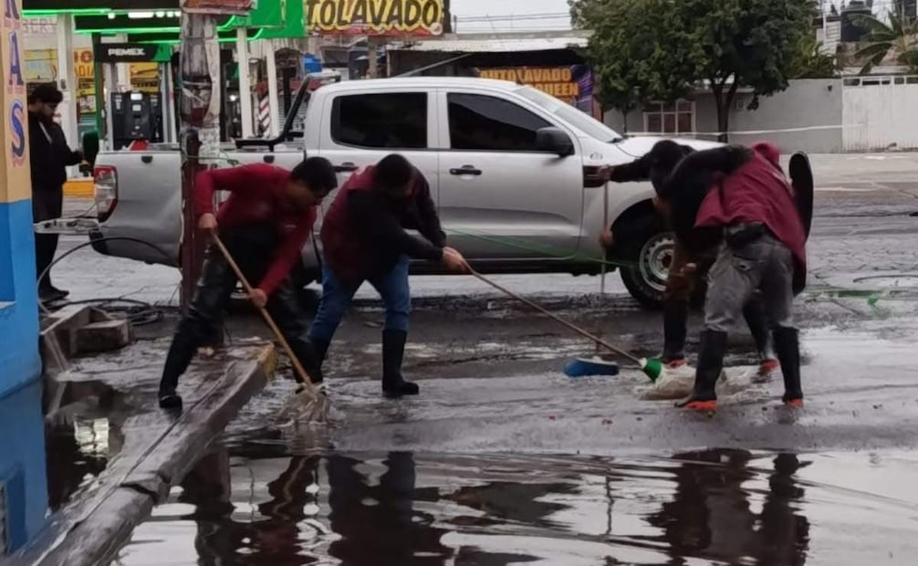 Caída de rayo provoca inundaciones en el Valle de Chalco. Foto: Especial.