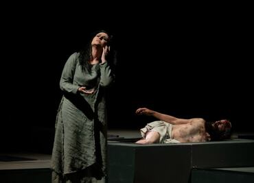 Elektra, ese sangriento y embriagante palpitar…por Lázaro Azar