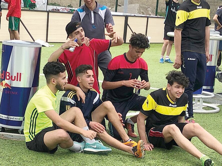 Chavos que retan a Neymar