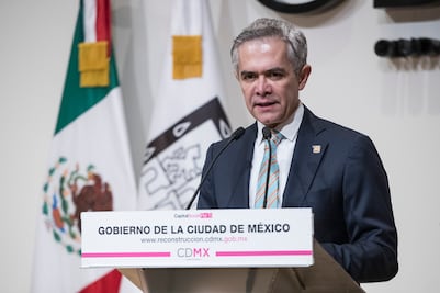 Llama Mancera a realizar un proceso electoral pacífico