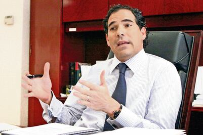 Escudero apura nombramiento en Banxico tras salida de Agustín Carstens