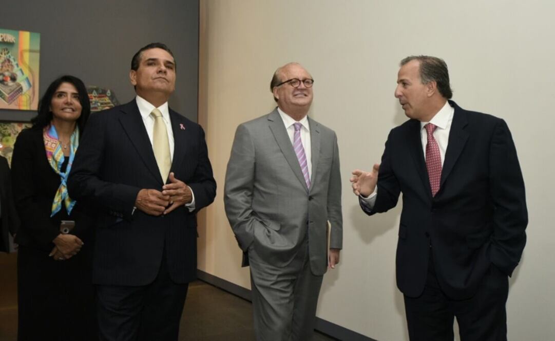 Alejandra Barrales, los gobernadores Silvano Aureoles y Graco Ramírez, y el titular de SHCP, José Antonio Meade, durante la reunión en Palacio Nacional. /Tomada de @gracoramirez