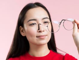 ¿Cómo limpiar las gafas sin rayar los lentes? Conoce los trucos eficaces
