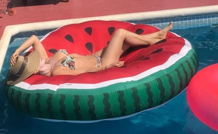 Aracely Arámbula comparte recuento de sus fotos en bikini