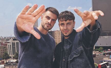 Adexe & Nau hacen clic con fans mexas