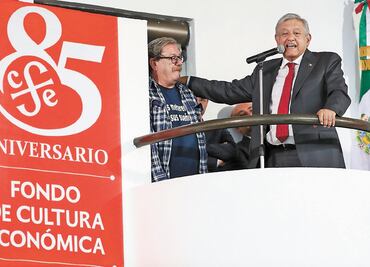 El llamado de AMLO a los intelectuales al festejar los 85 del FCE
