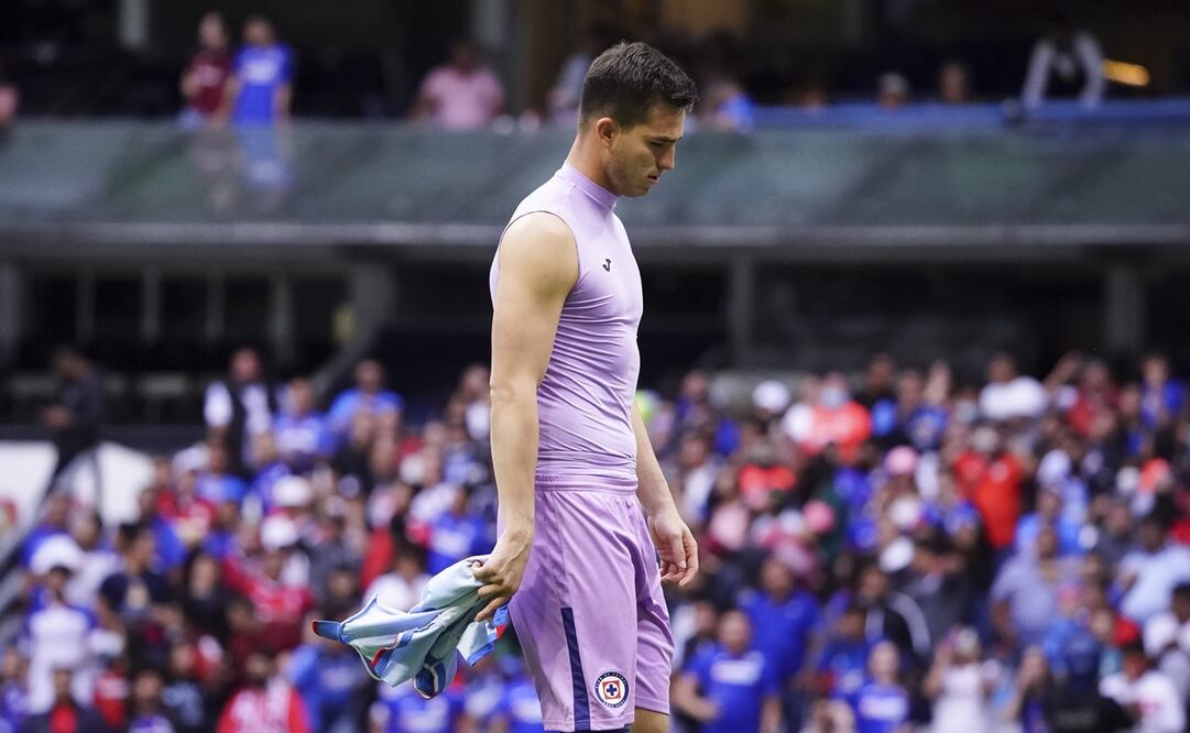 Sebastián Jurado saliendo expulsado contra el Toluca - FOTO: Imago7