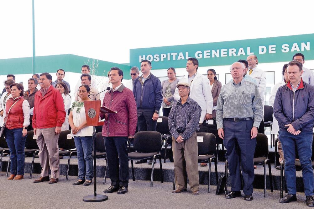 En Tlaxcala, el presidente Enrique Peña Nieto manifestó su solidaridad con las familias afectadas por la explosión en Tultepec, Estado de México, e instruyó a las autoridades de salud a que faciliten la atención médica a las víctimas. (PRESIDENCIA)