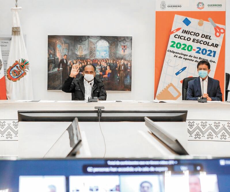 Héctor Astudillo inauguró el ciclo escolar 2020-2021, el cual será a distancia por la pandemia.